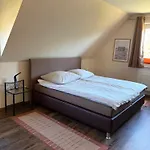 Apartment Op De Diek 1